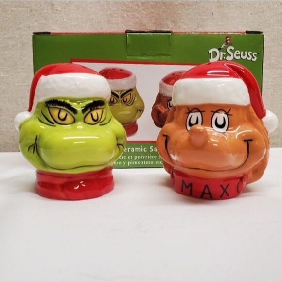 Dr. Seuss Grinch and Max Sculpted Salt and Pepper Shaker Set NIB! - Picture 1 of 12